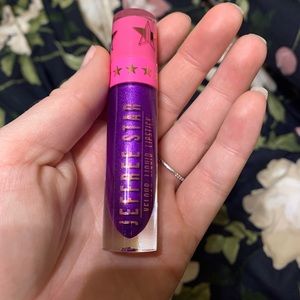 Jeffree Star cosmetics liquid lip zombie kiss